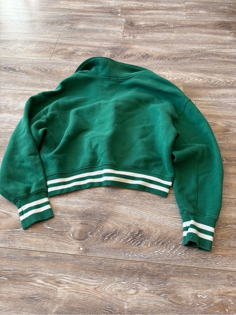 Cropped Green V-Notch Pullover Sweater with White Stripes - Picture 2 of 2